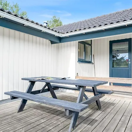Holiday home Truls - 800m From The Sea In Lolland- Falster And Mon By Interhome
