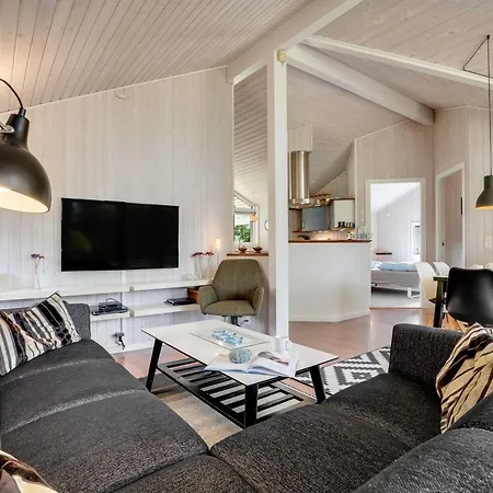 Truls - 800m From The Sea By Interhome Rødby
