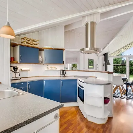 Feriehus Truls - 800m From The Sea By Interhome Rødby